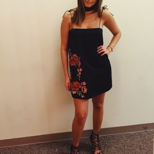 💫2 for $35 | Revolve Slip Dress w Rose Patches
